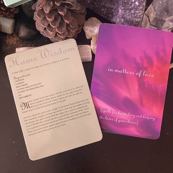 Spells & Charms Card Deck by Nicola de Pulford - Picture 4 of 9